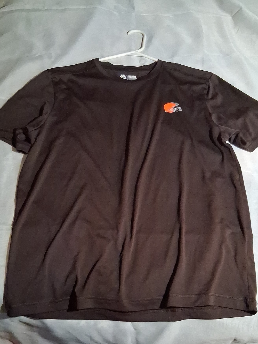 "BROWNS" Majestic Short Sleeve Tee with  Helmet Logo